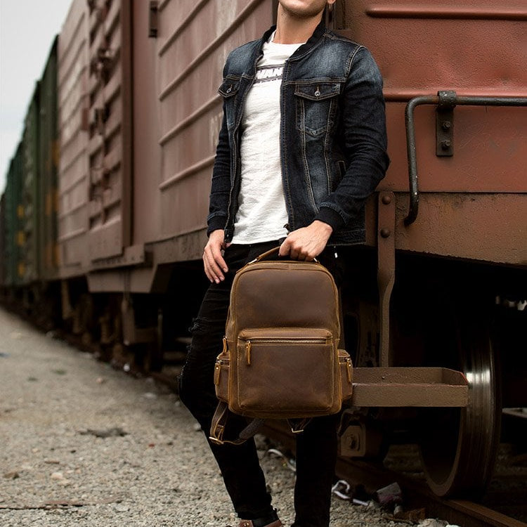 BACKPACK: ARTISAN LEATHER